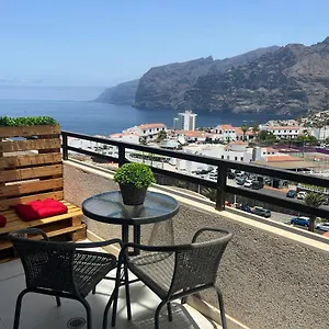 https://studio-with-fantastic-sea-view-in-los-gigantes.in-canary-islands.com