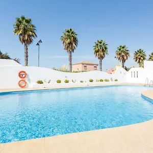 https://bonito-apartamento-en-campo-de-golf-con-piscina.es-andalucia.com